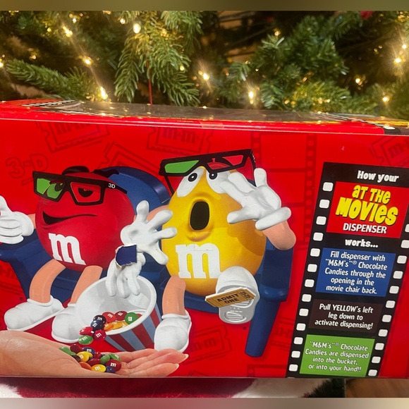 Authentic M&M Candy Dispenser (collectibles)– Late 90s/Early 2000s Rarities! - Picture 5 of 6